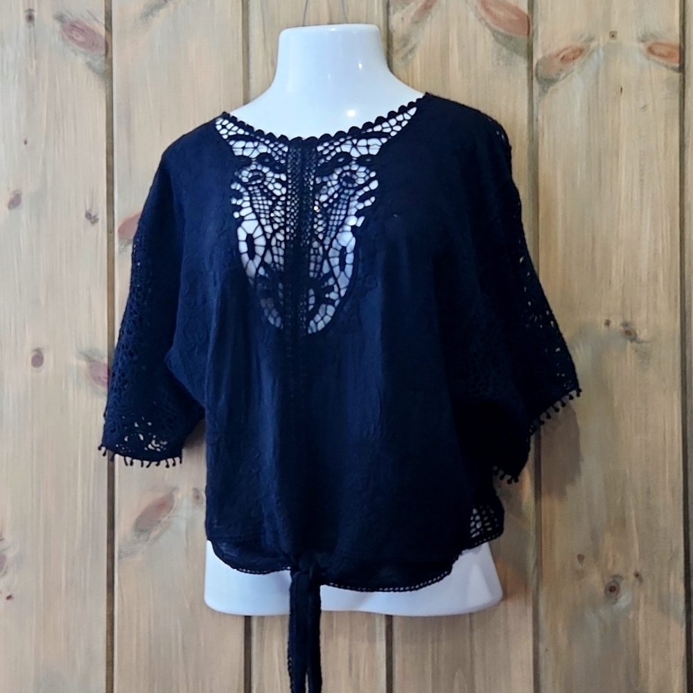 Democracy Lace Pullover blouse, sz XS, EUC, Cotton, black